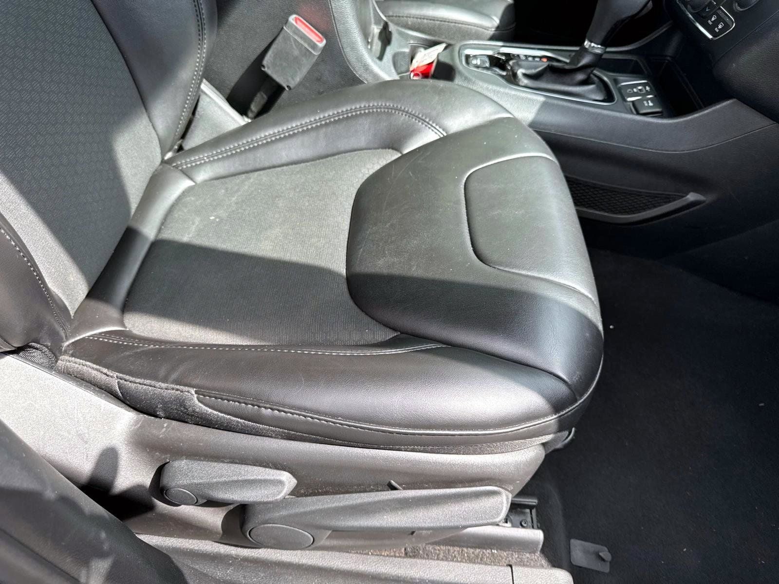 2019 Jeep Cherokee Altitude