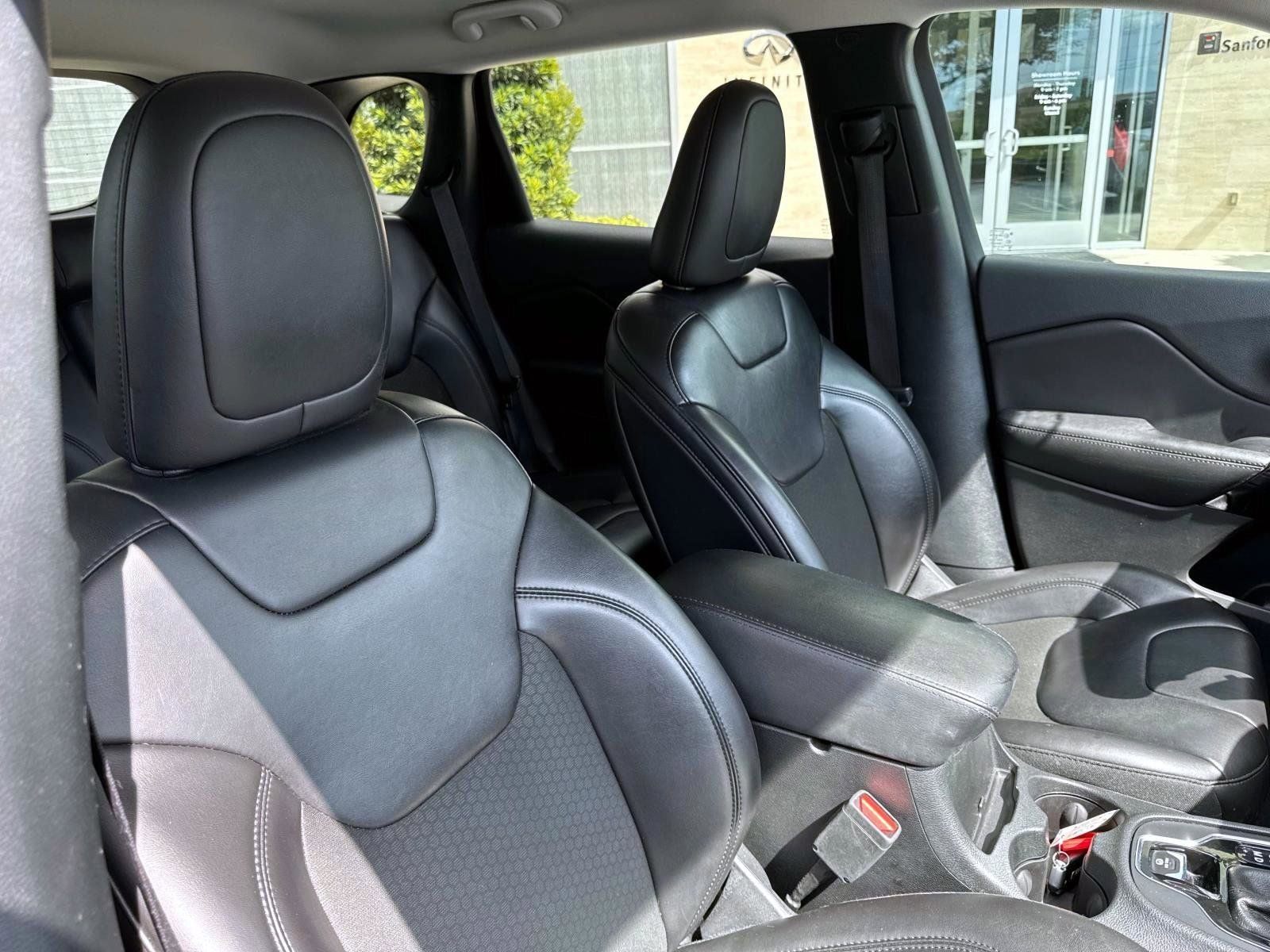 2019 Jeep Cherokee Altitude