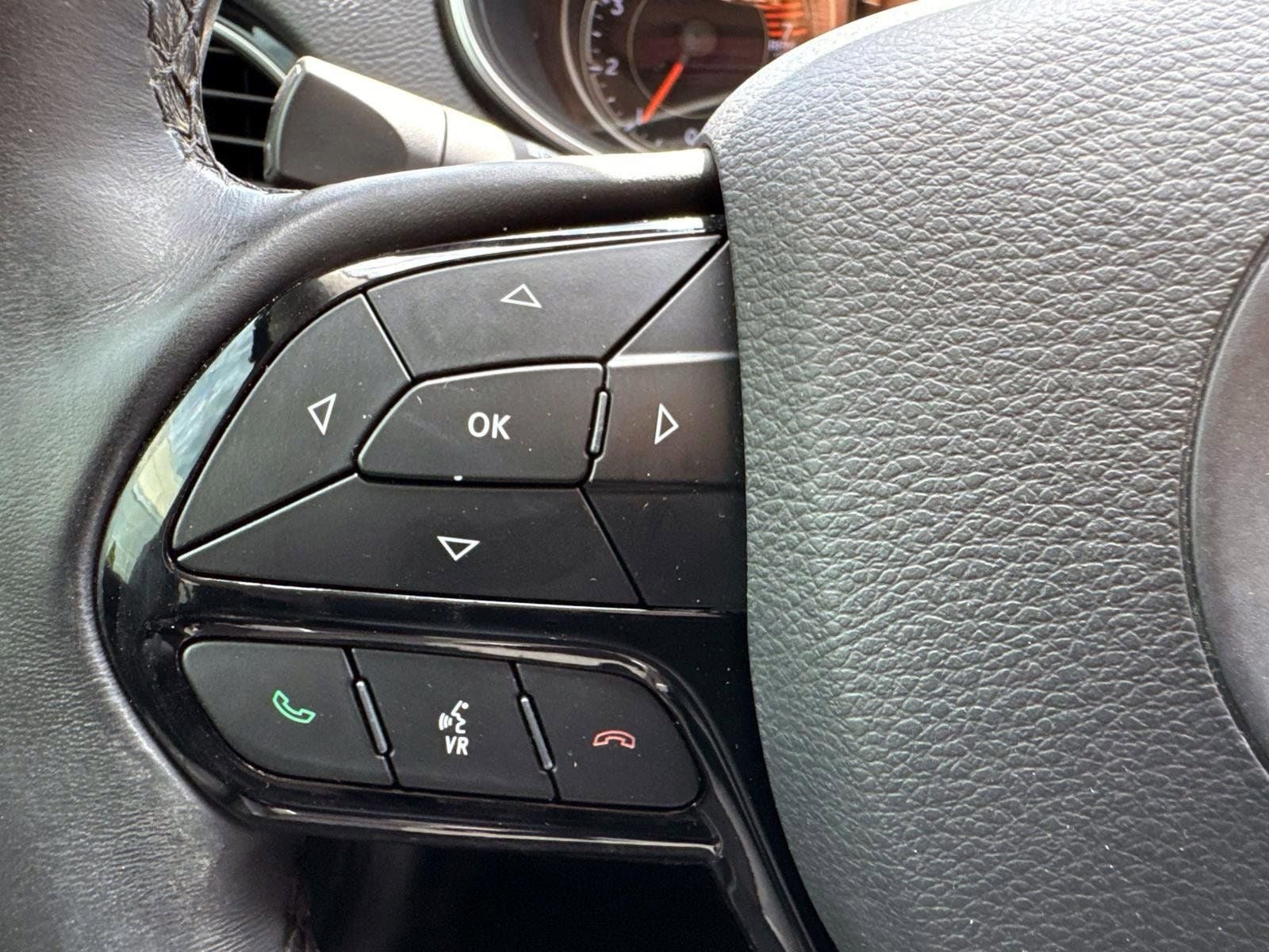 2019 Jeep Cherokee Altitude