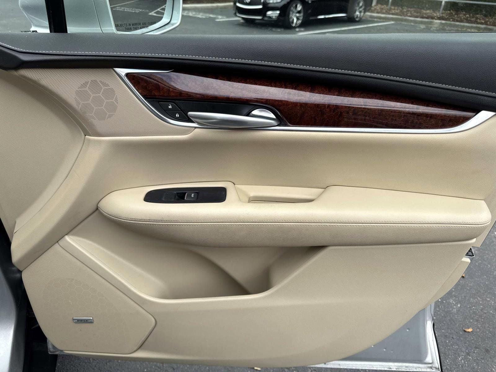 2018 Cadillac XT5 Premium Luxury