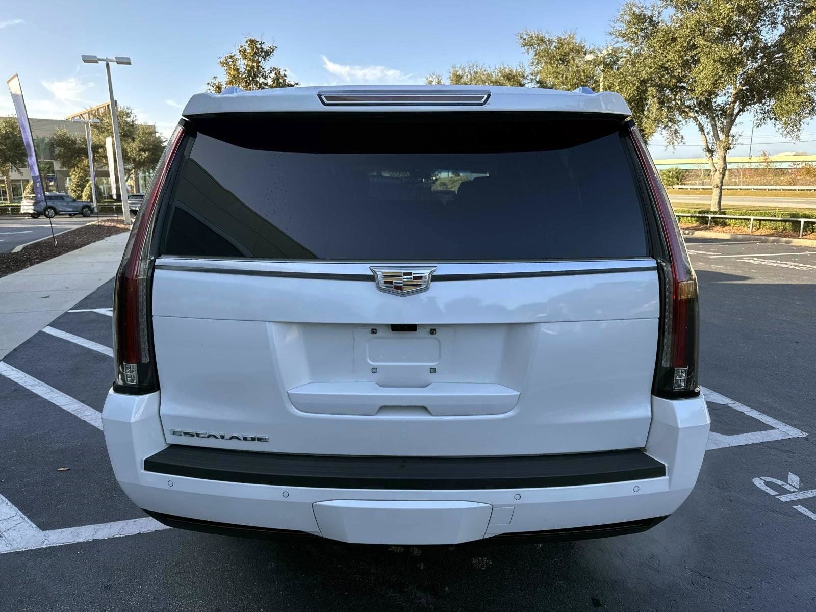 2019 Cadillac Escalade ESV Premium