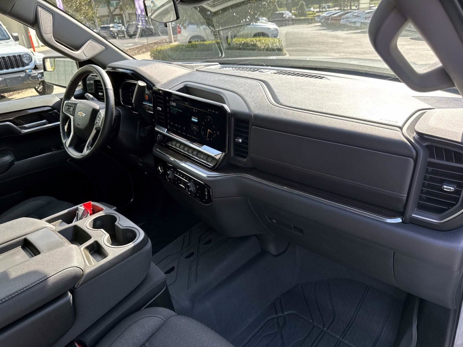 2023 Chevrolet Silverado 1500 LT LT1