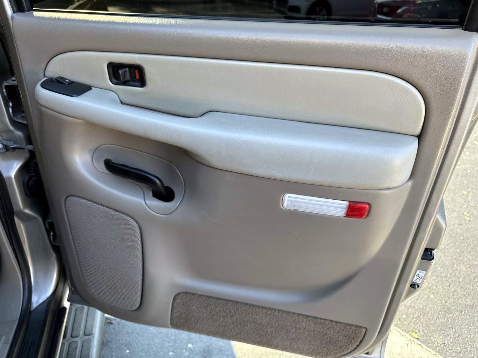 2003 Chevrolet Suburban 1500 LS