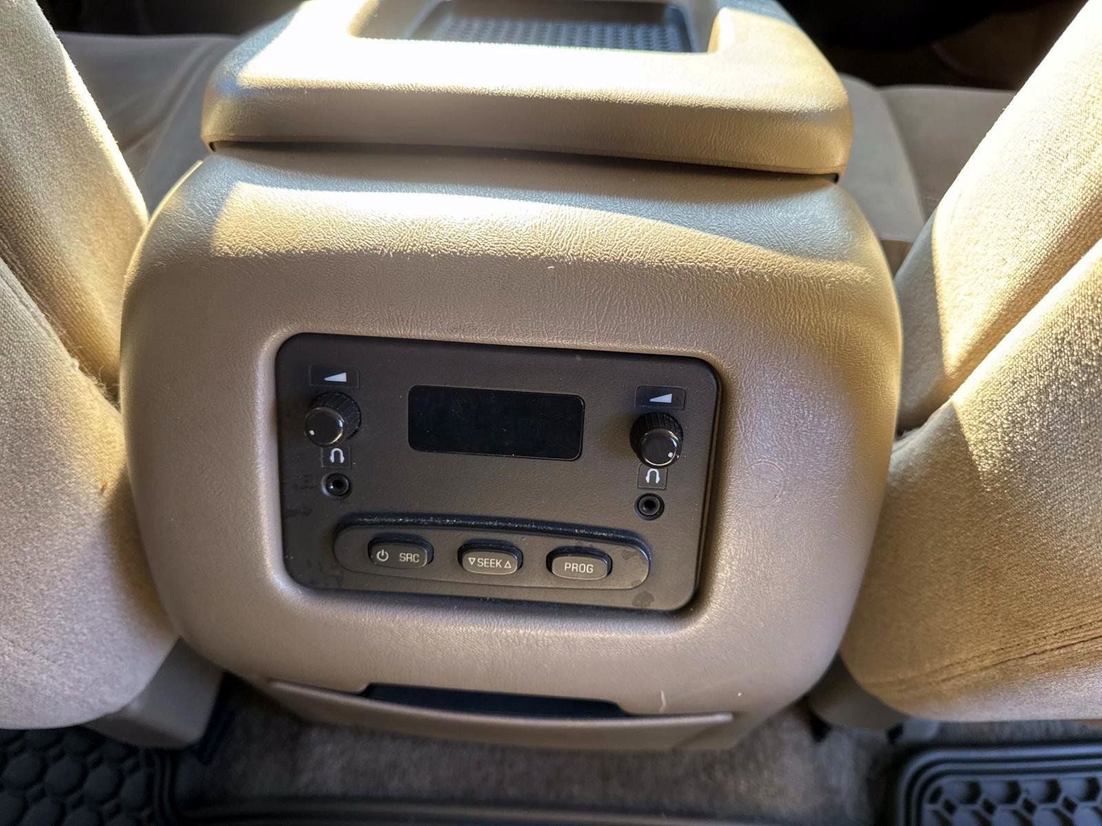 2003 Chevrolet Suburban 1500 LS