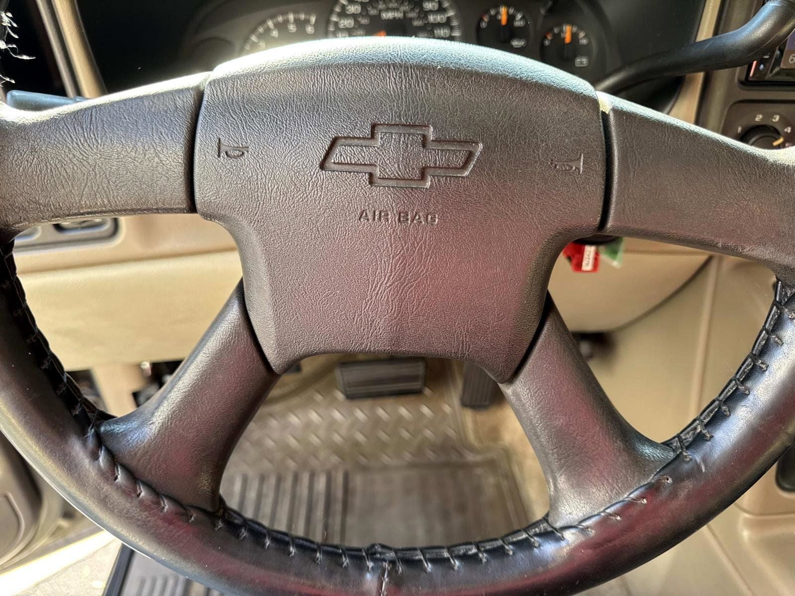 2003 Chevrolet Suburban 1500 LS