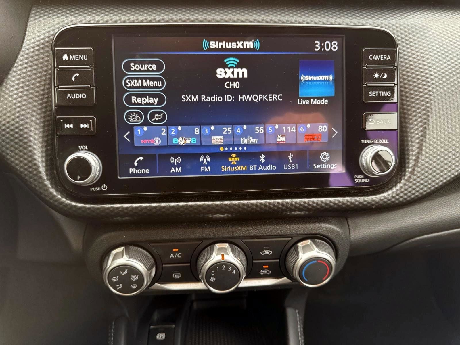 2023 Nissan Kicks SV