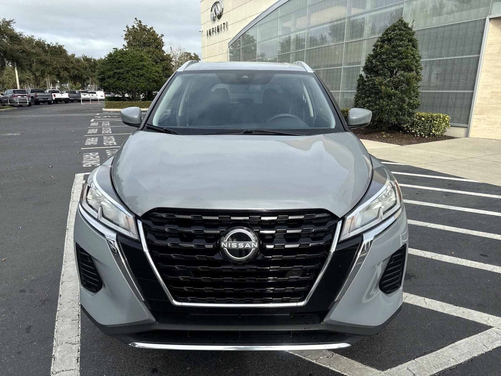 2023 Nissan Kicks SV