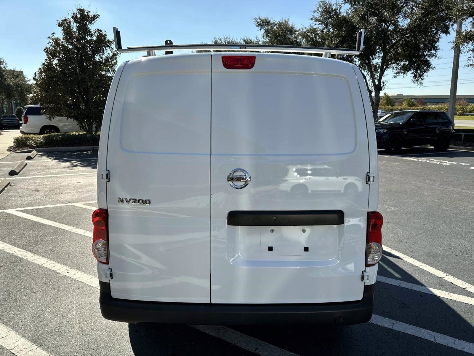 2021 Nissan NV200 S