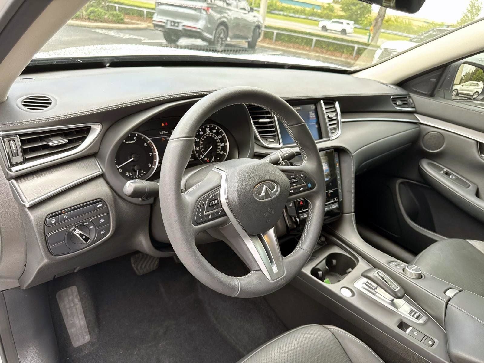 2023 INFINITI QX50 LUXE