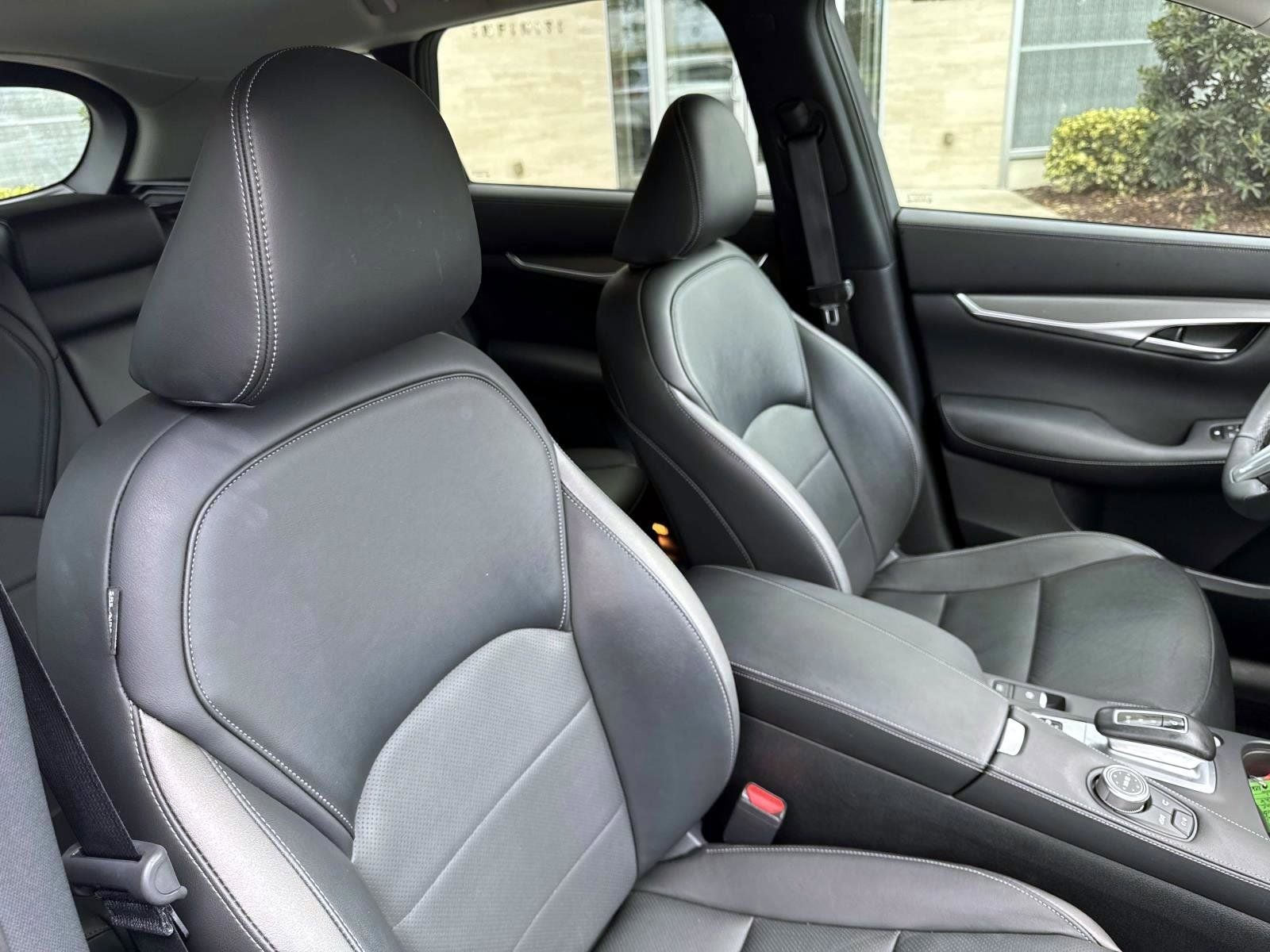 2023 INFINITI QX50 LUXE