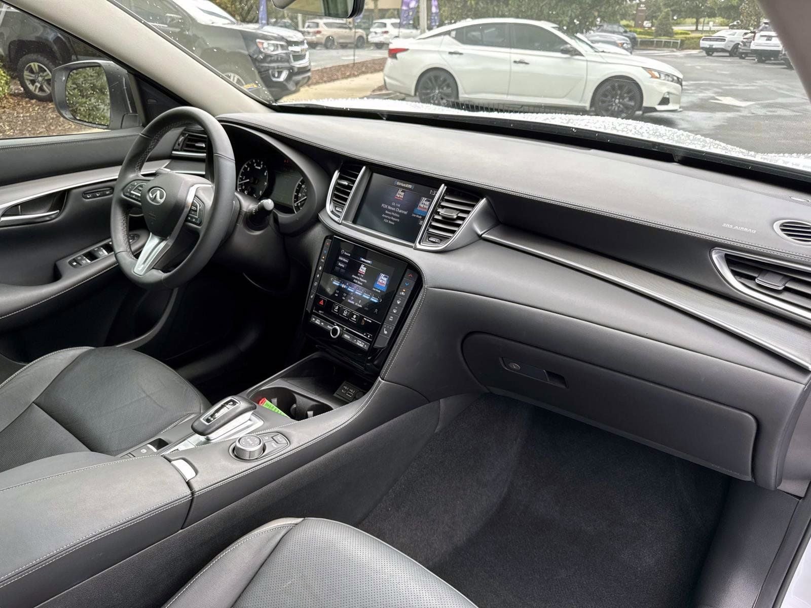 2023 INFINITI QX50 LUXE