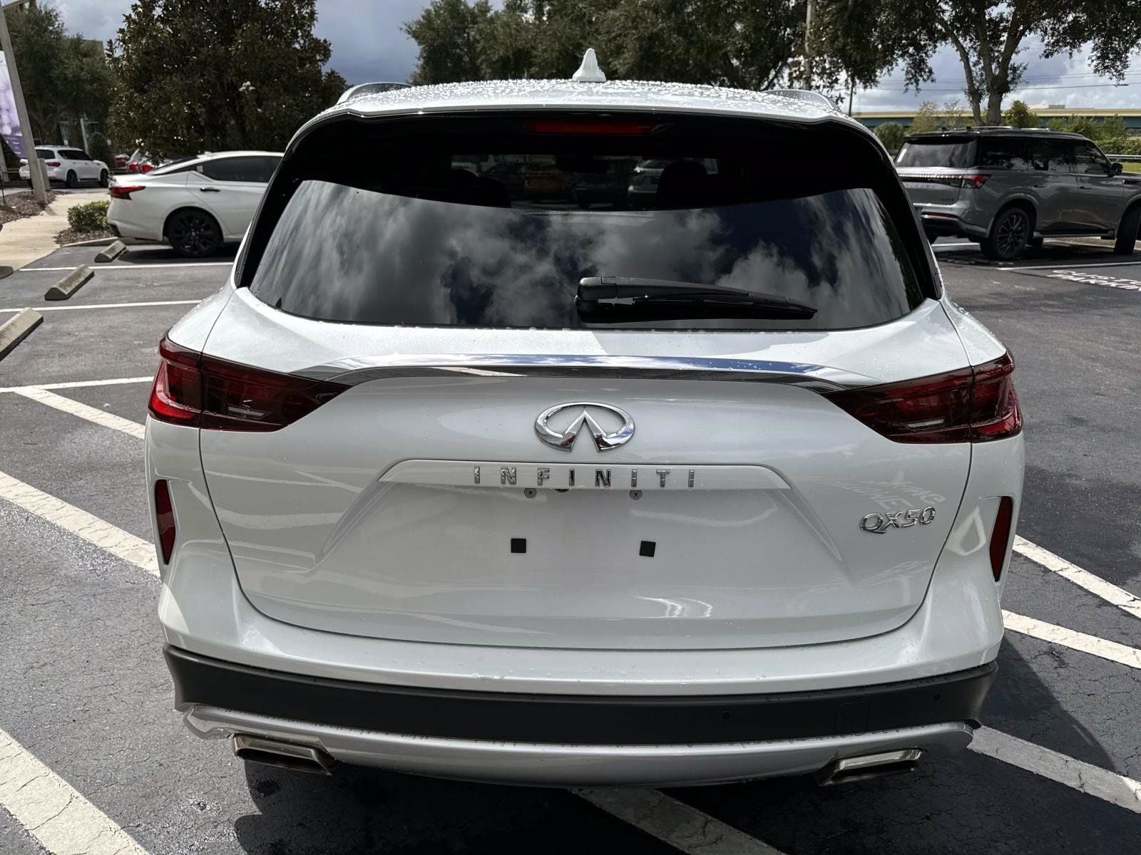2023 INFINITI QX50 LUXE