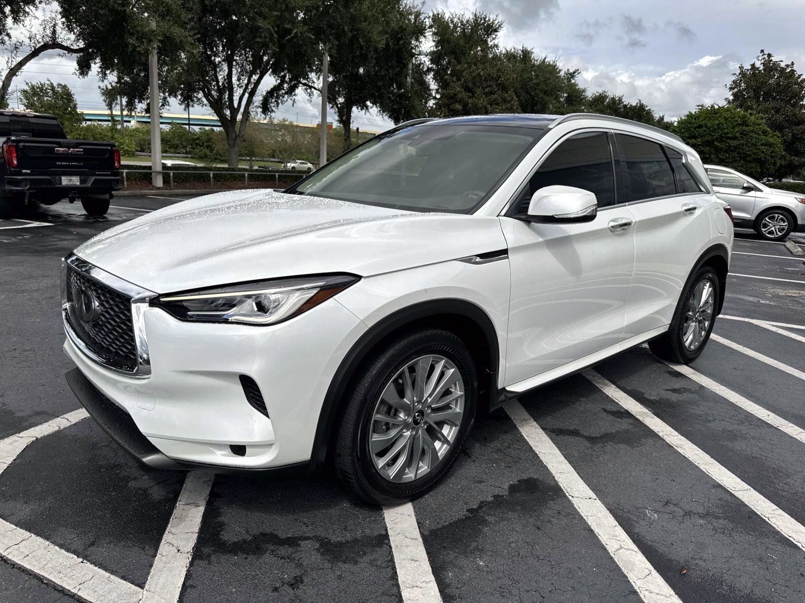 2023 INFINITI QX50 LUXE