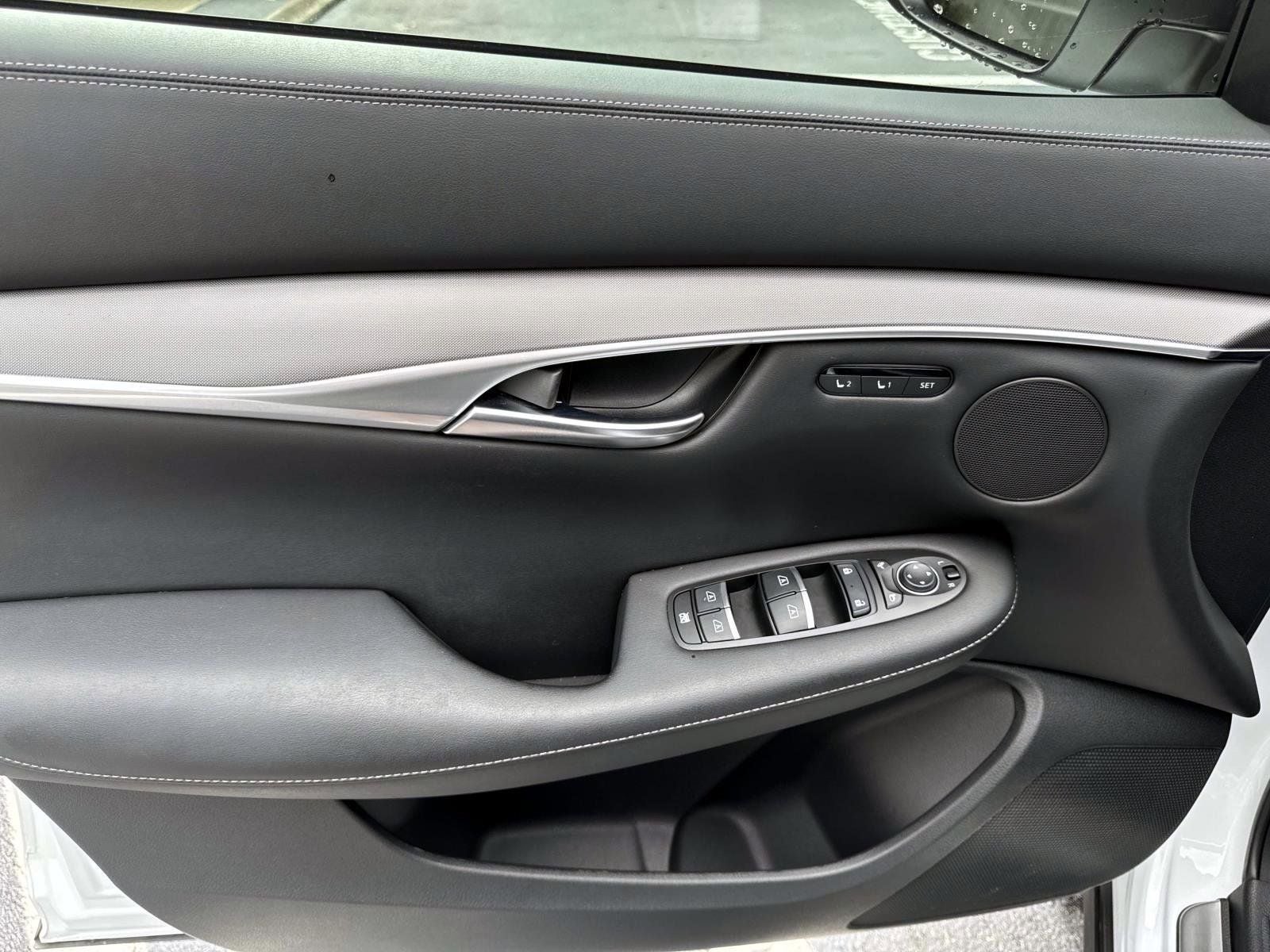 2023 INFINITI QX50 LUXE