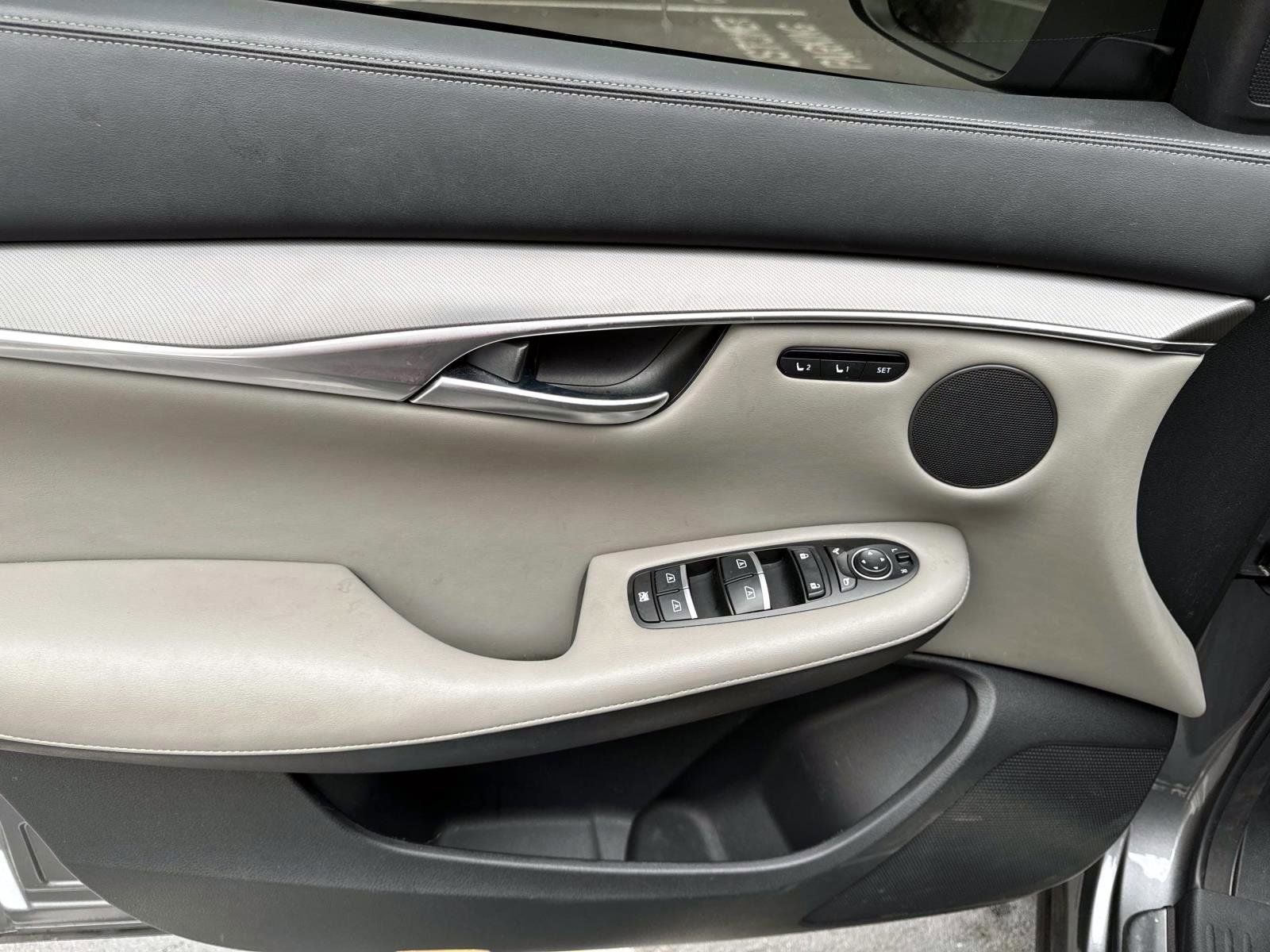 2023 INFINITI QX50 LUXE