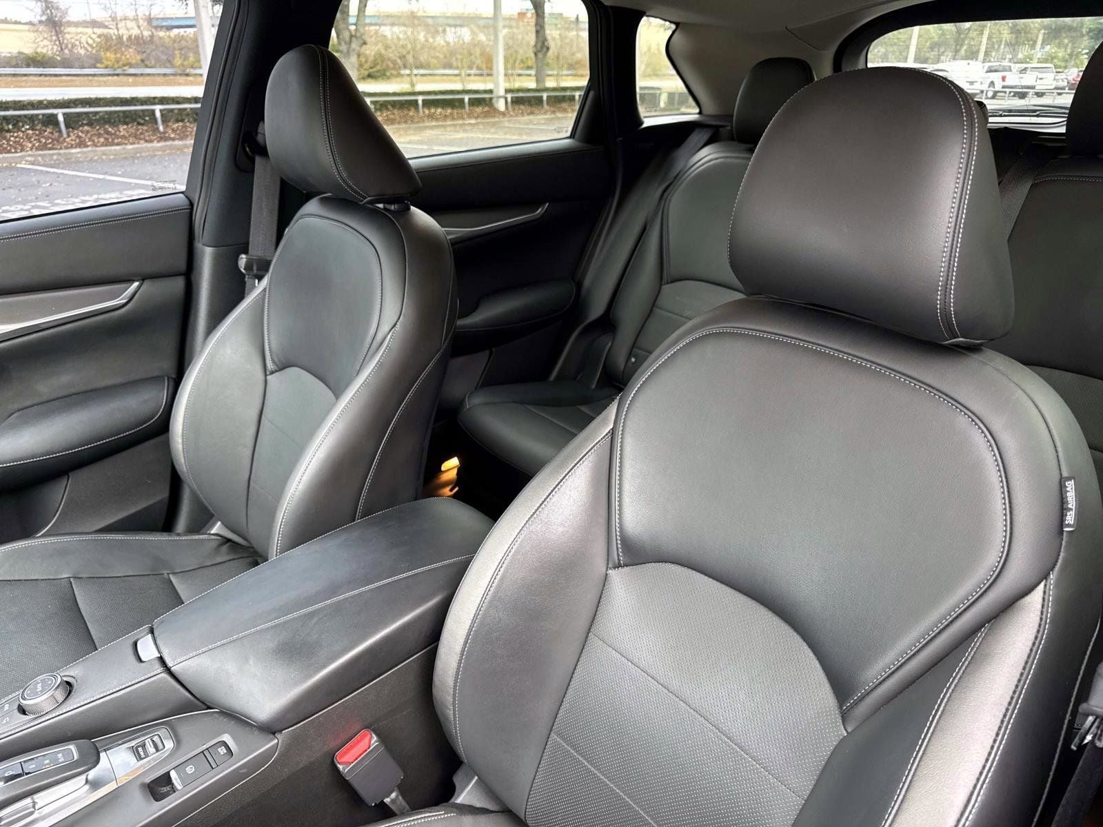 2023 INFINITI QX50 LUXE