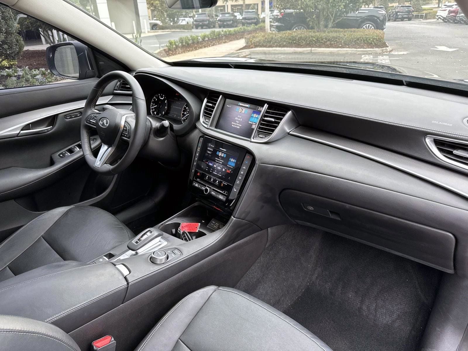 2023 INFINITI QX50 LUXE