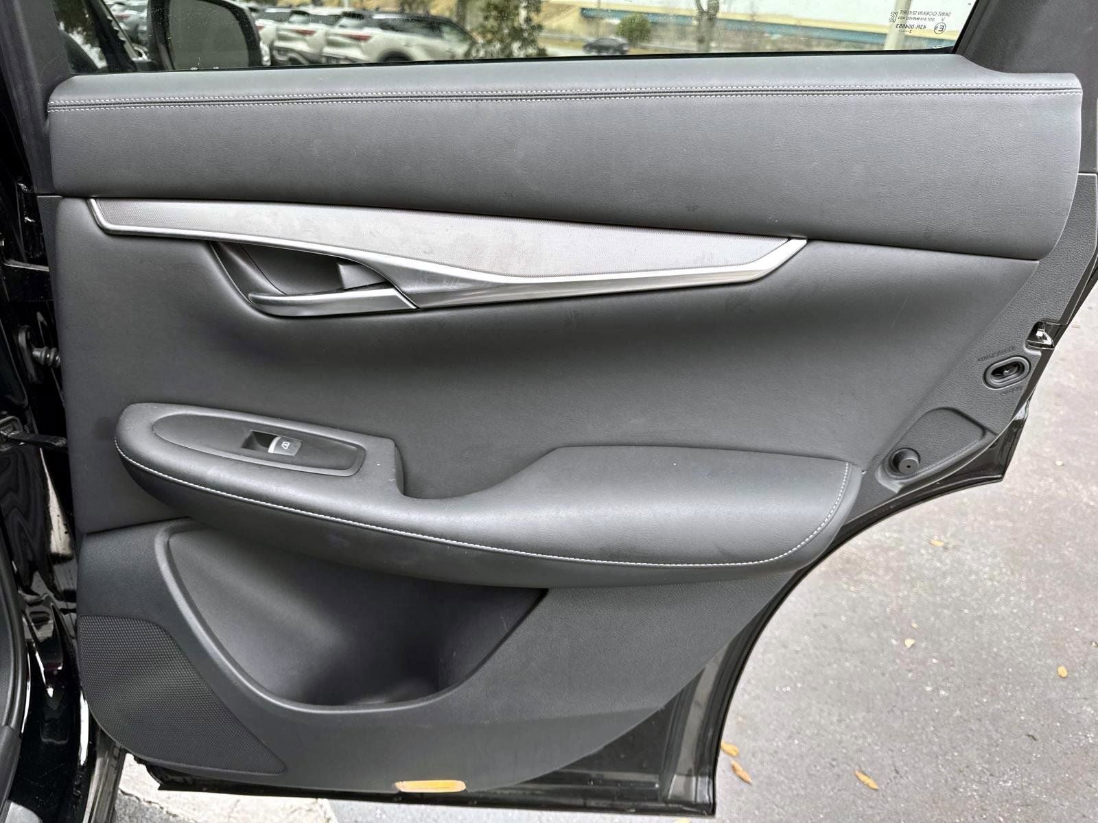 2023 INFINITI QX50 LUXE