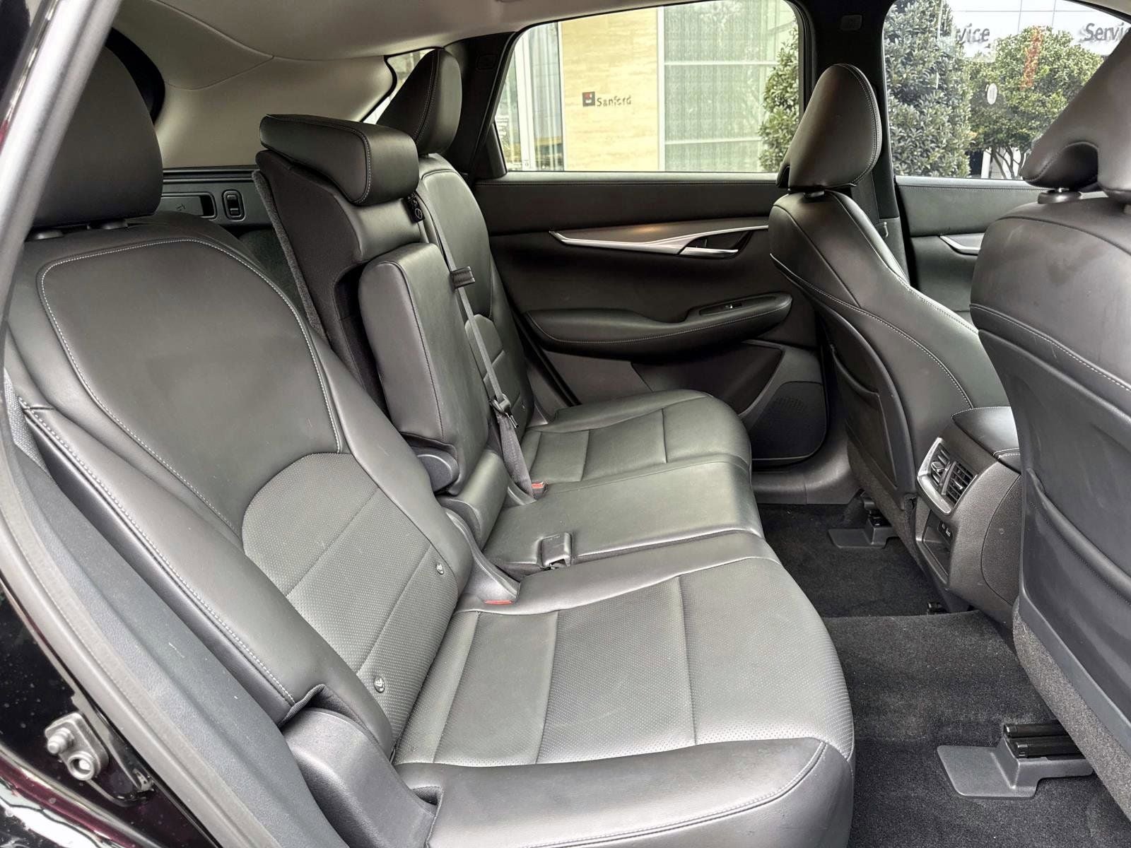 2023 INFINITI QX50 LUXE