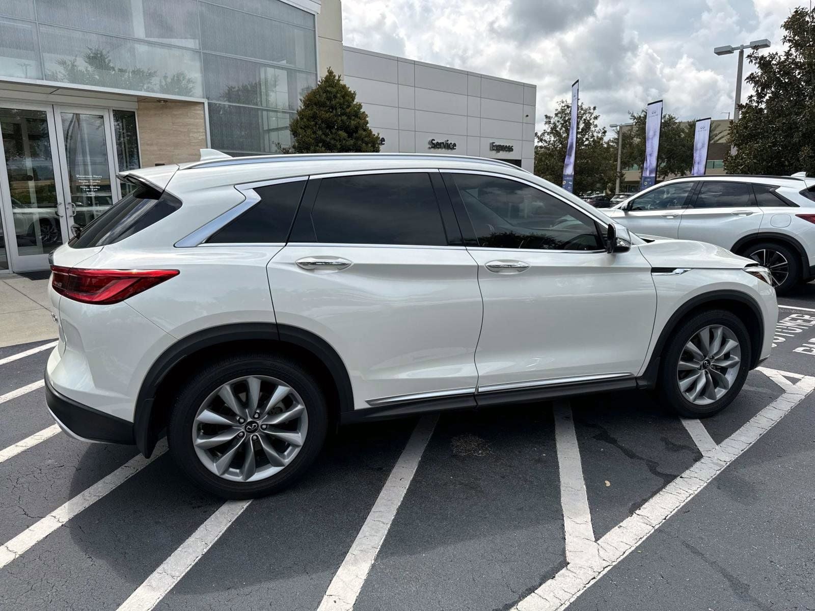 2021 INFINITI QX50 LUXE