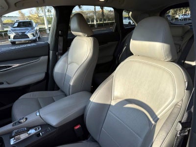 2023 INFINITI QX50 LUXE