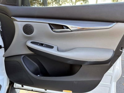 2023 INFINITI QX50 LUXE