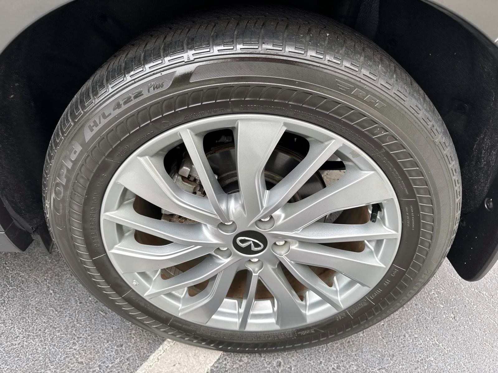 2023 INFINITI QX50 LUXE