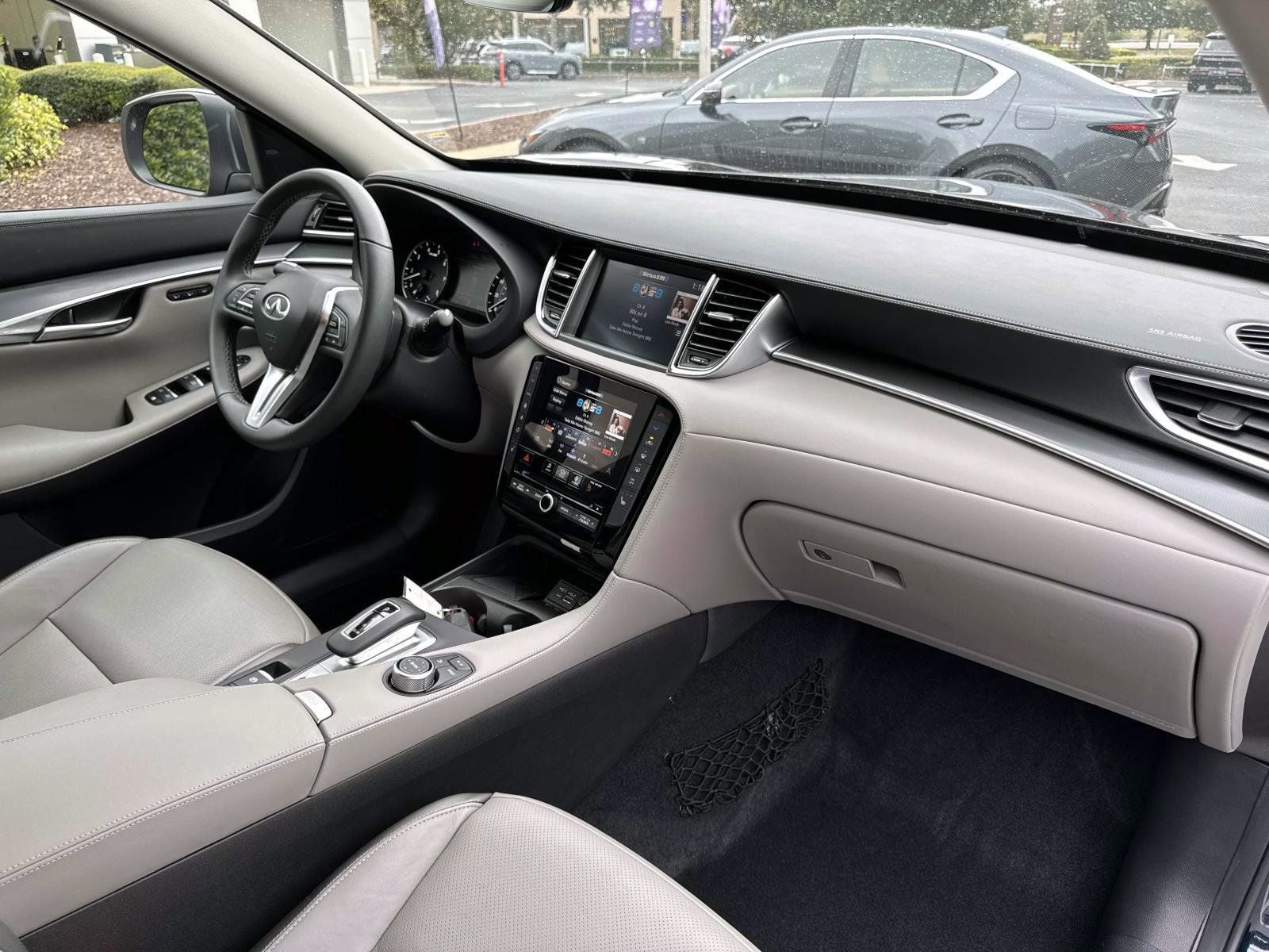 2025 INFINITI QX50 LUXE