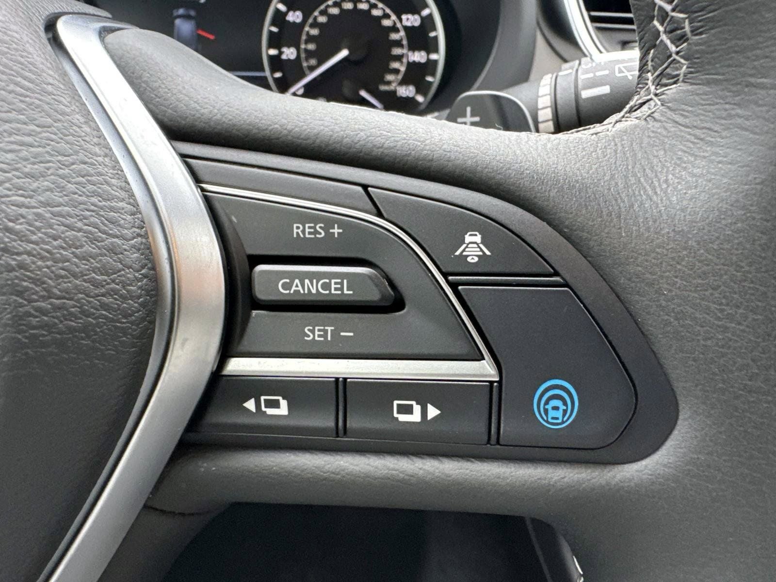 2025 INFINITI QX50 LUXE