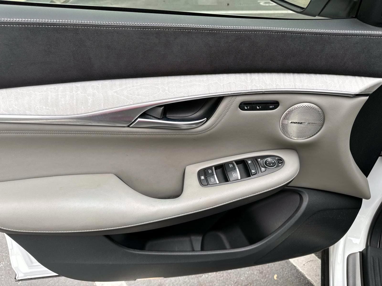 2023 INFINITI QX50 Sensory