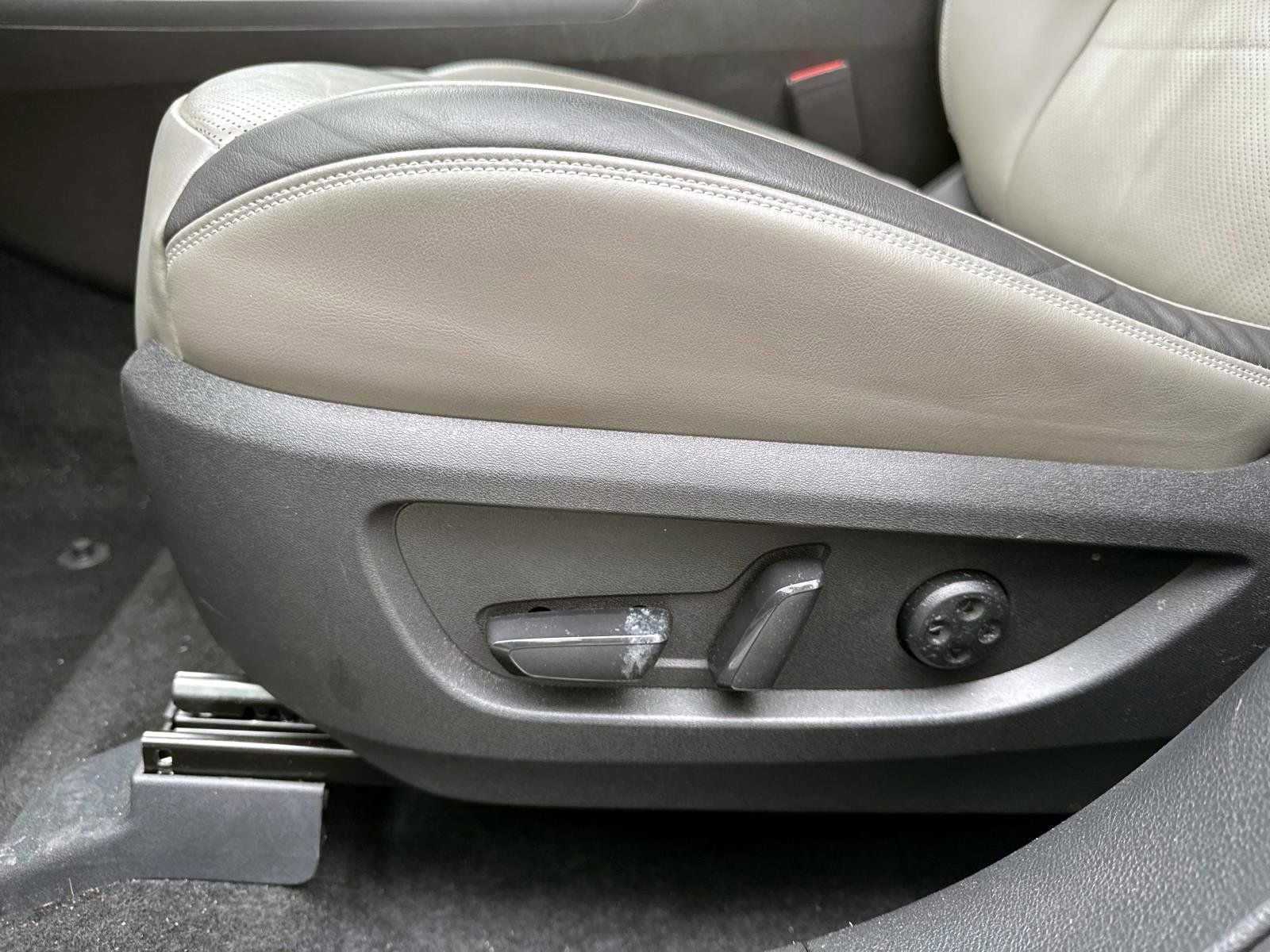 2023 INFINITI QX50 Sensory