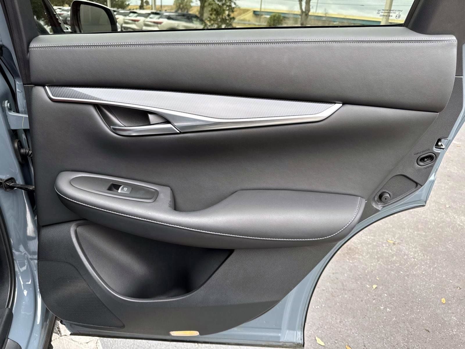 2023 INFINITI QX50 SPORT