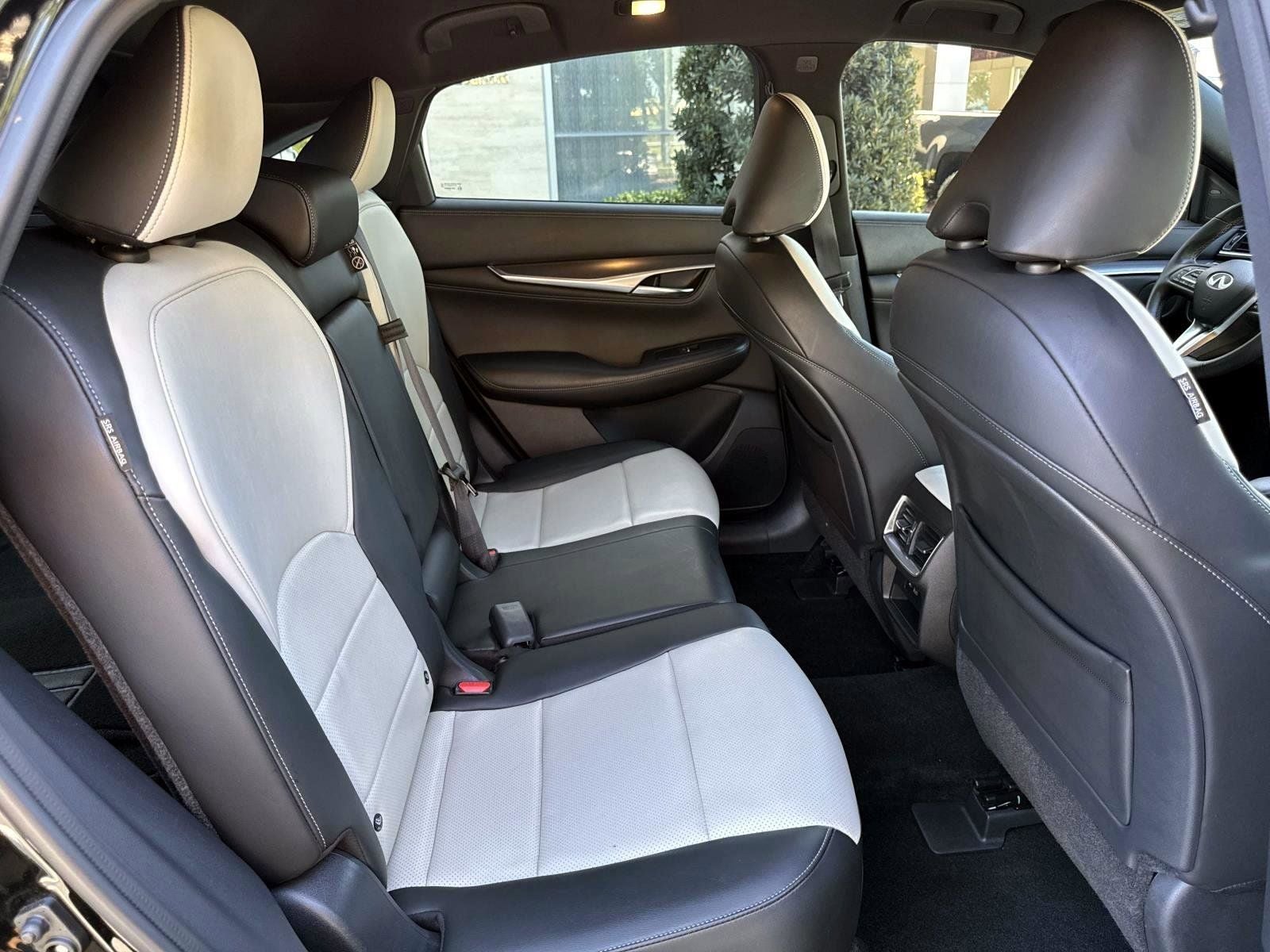 2023 INFINITI QX55 LUXE