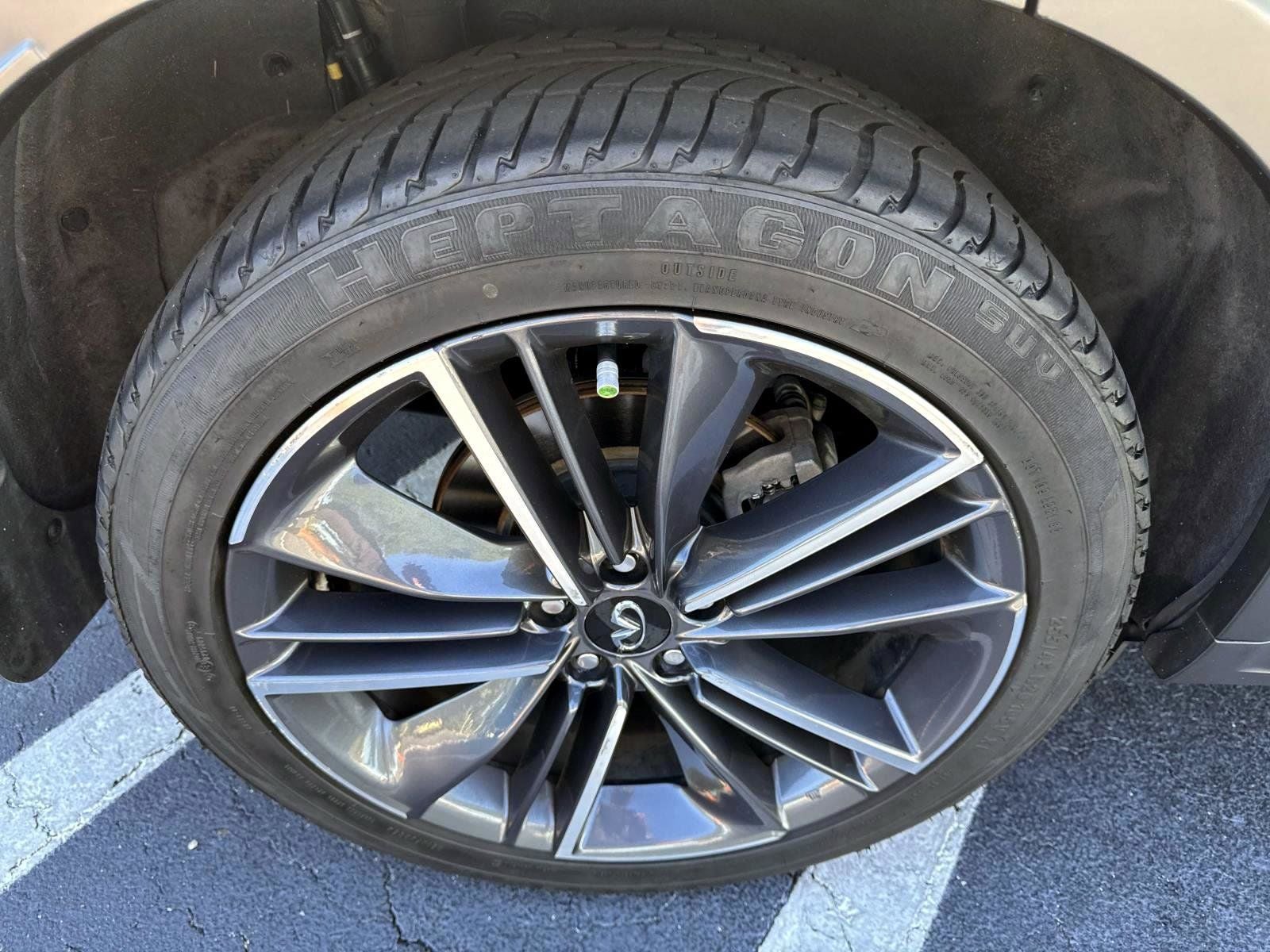 2023 INFINITI QX55 LUXE