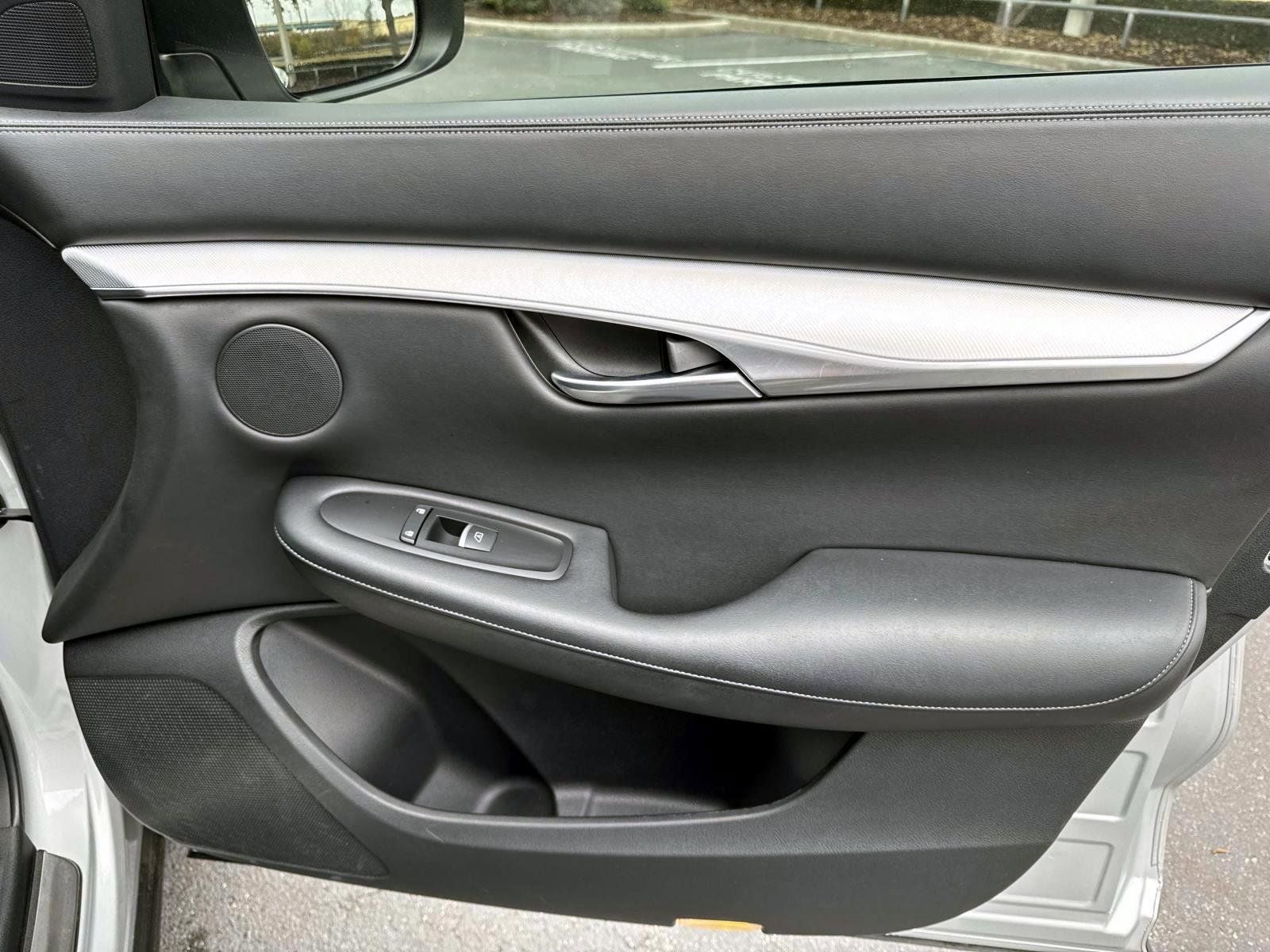 2019 INFINITI QX50 LUXE