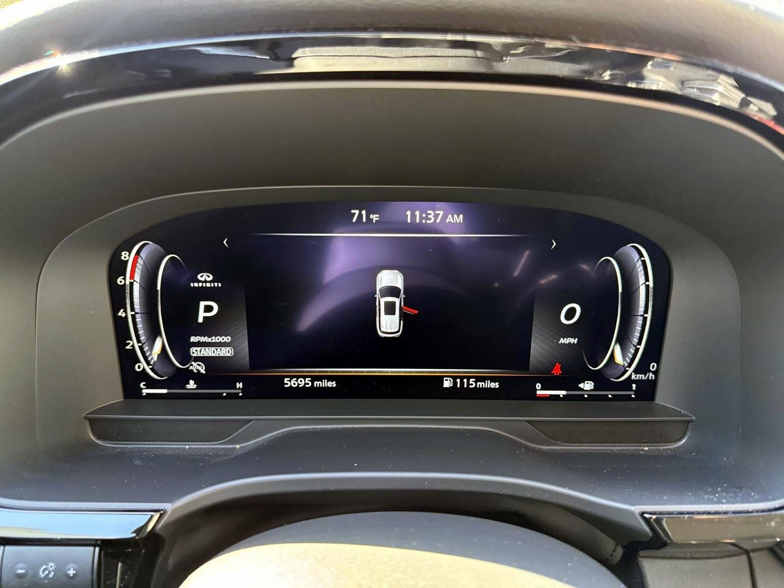 2025 INFINITI QX60 LUXE