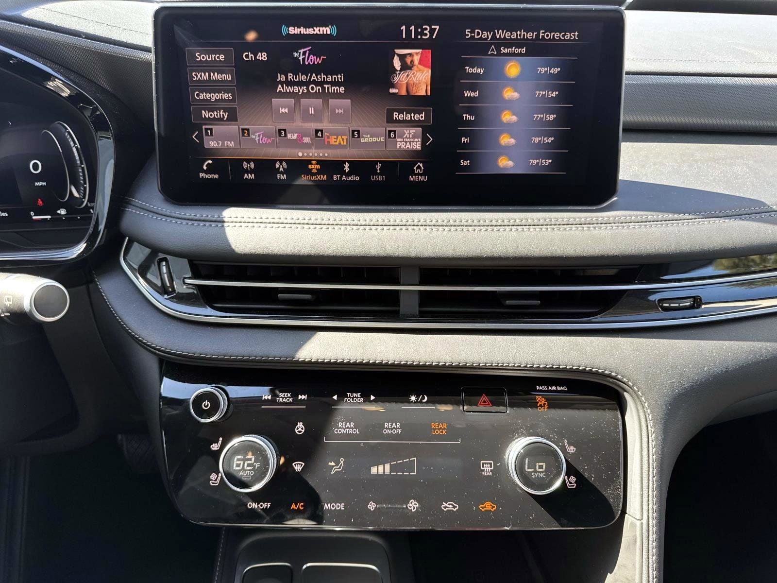 2025 INFINITI QX60 LUXE