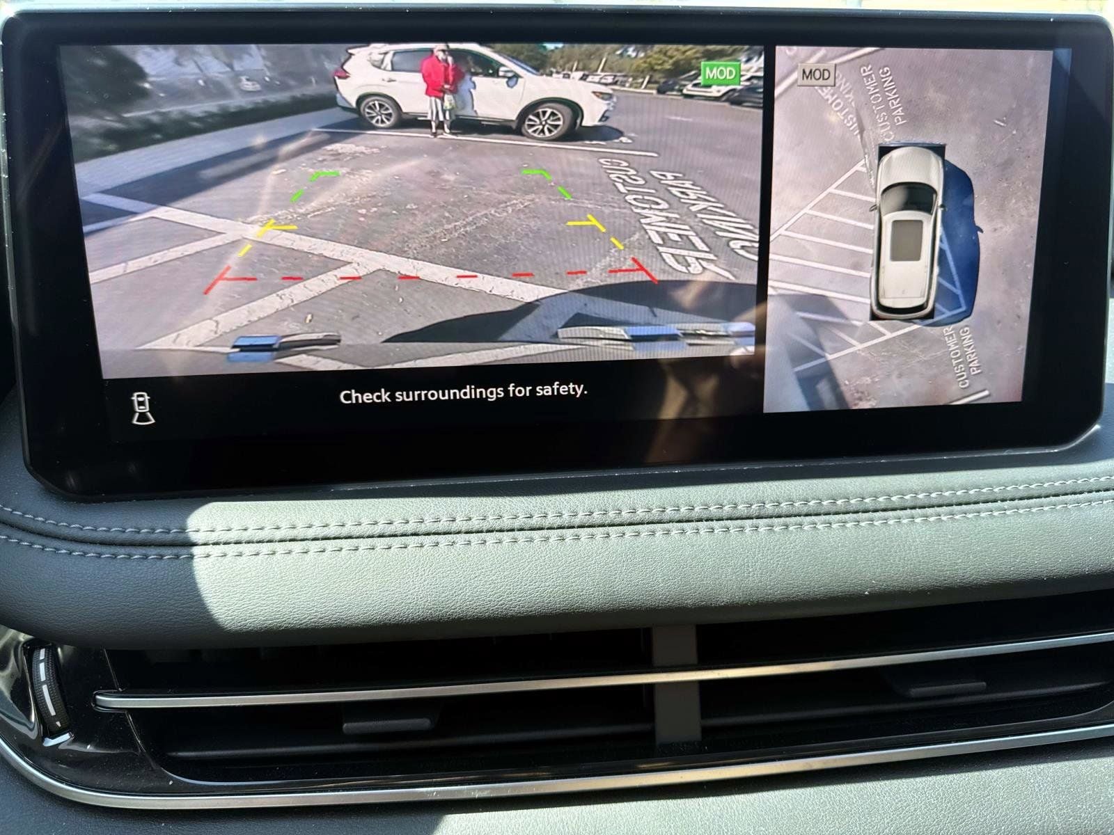 2025 INFINITI QX60 LUXE