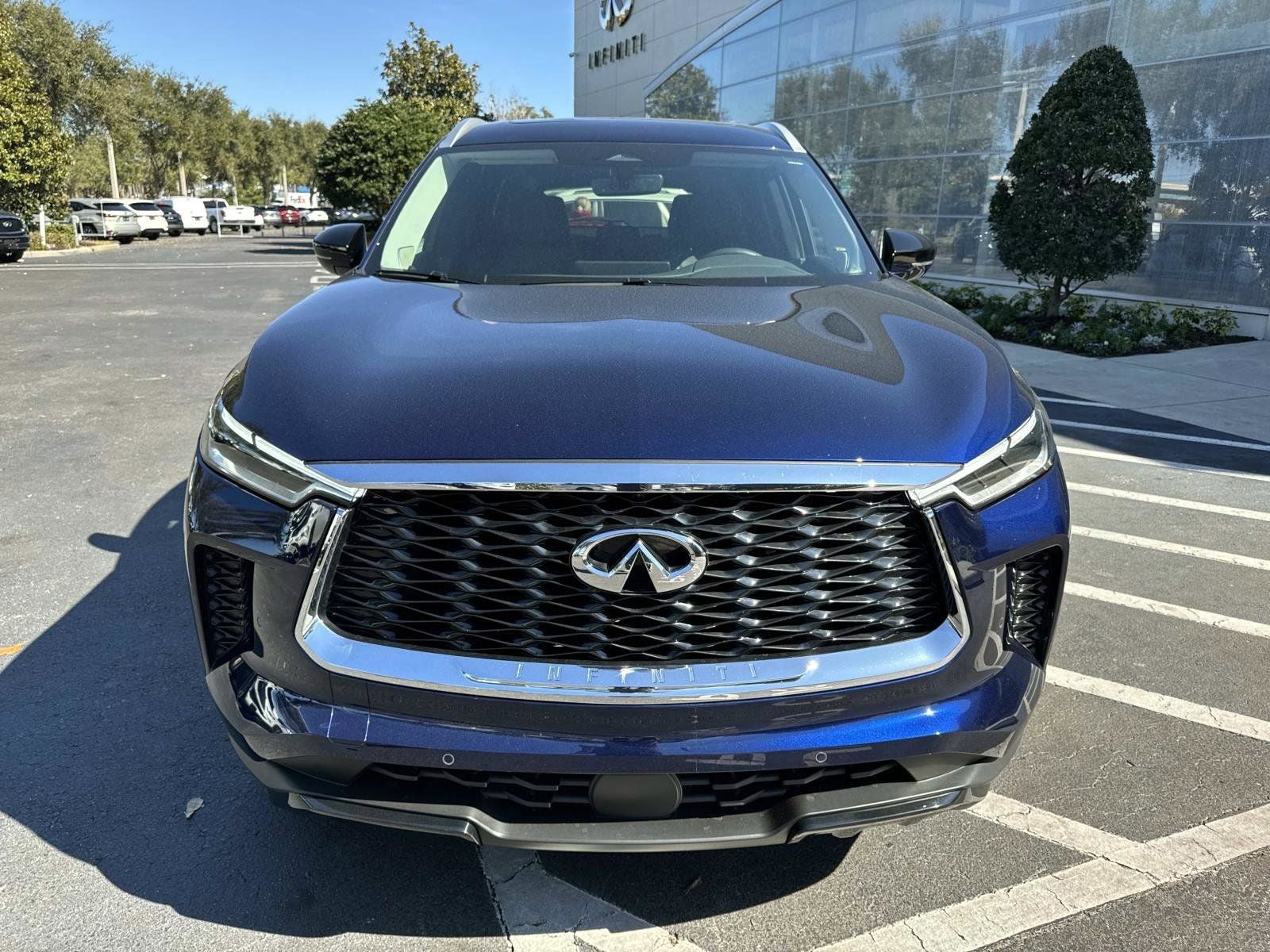 2025 INFINITI QX60 LUXE