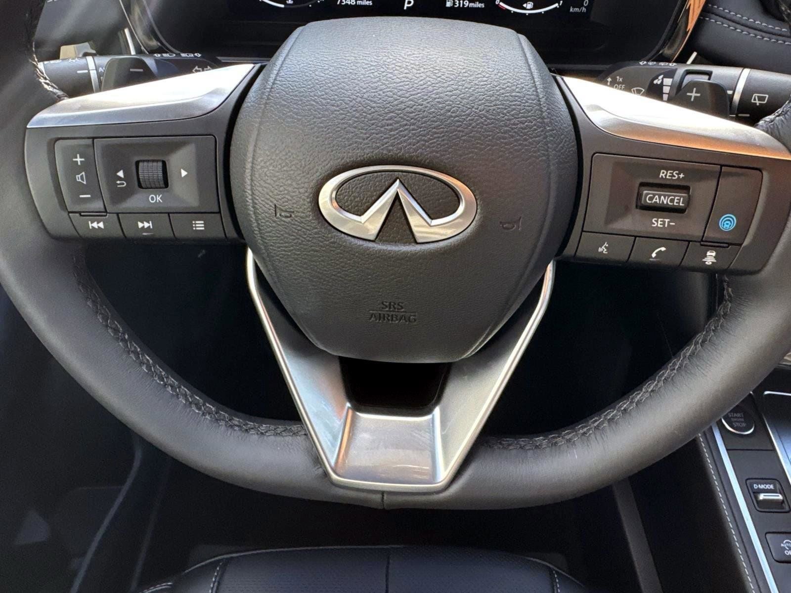 2025 INFINITI QX60 LUXE