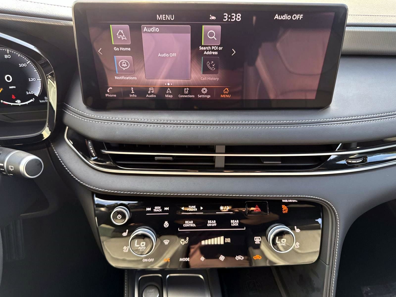 2025 INFINITI QX60 LUXE