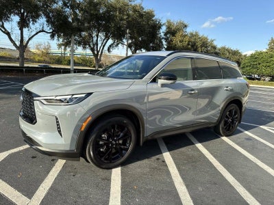 2025 INFINITI QX60 LUXE