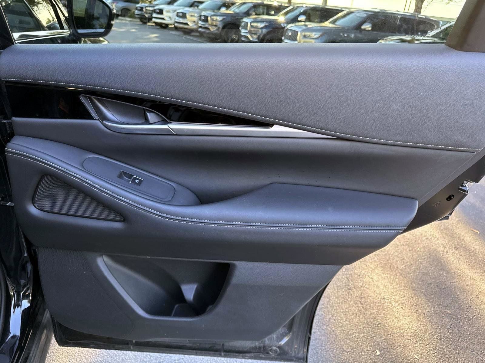 2024 INFINITI QX60 PURE