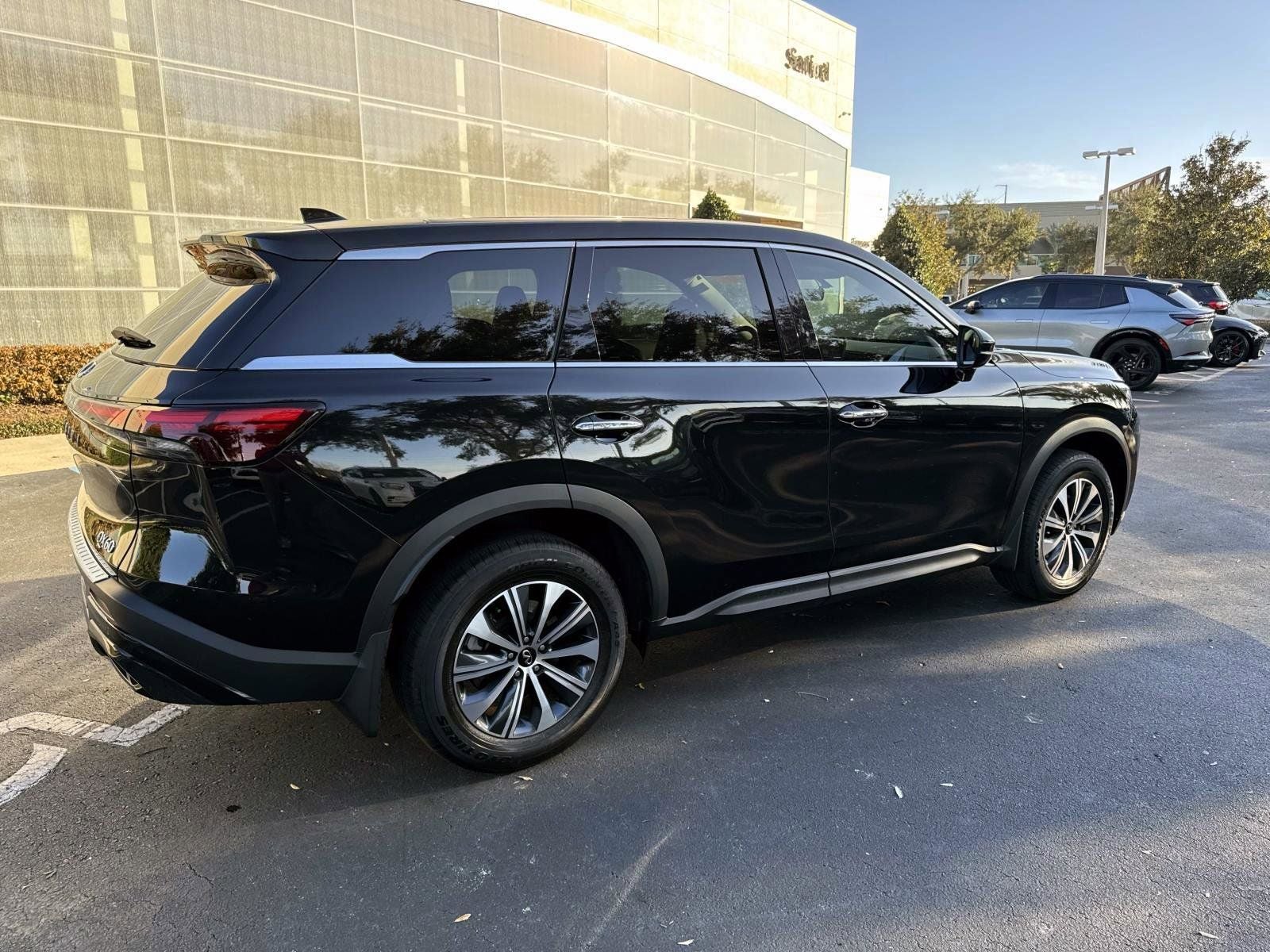 2024 INFINITI QX60 PURE