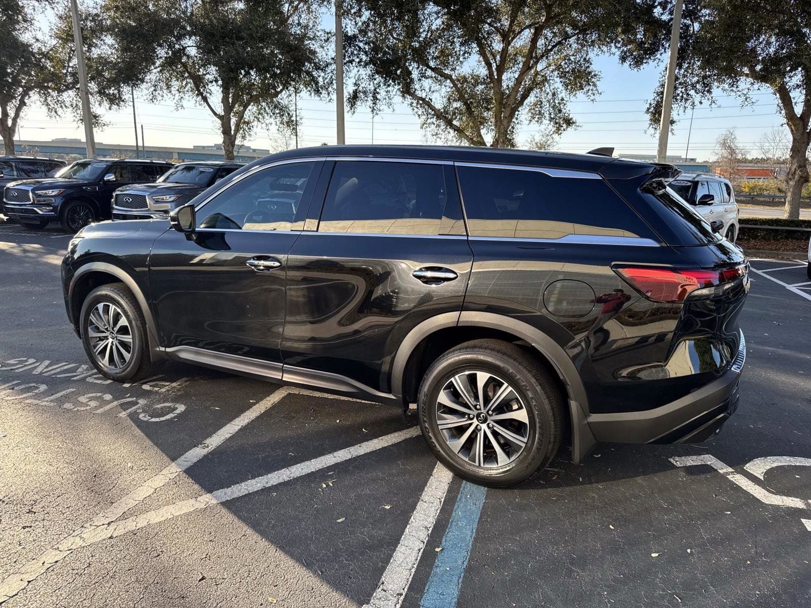 2024 INFINITI QX60 PURE