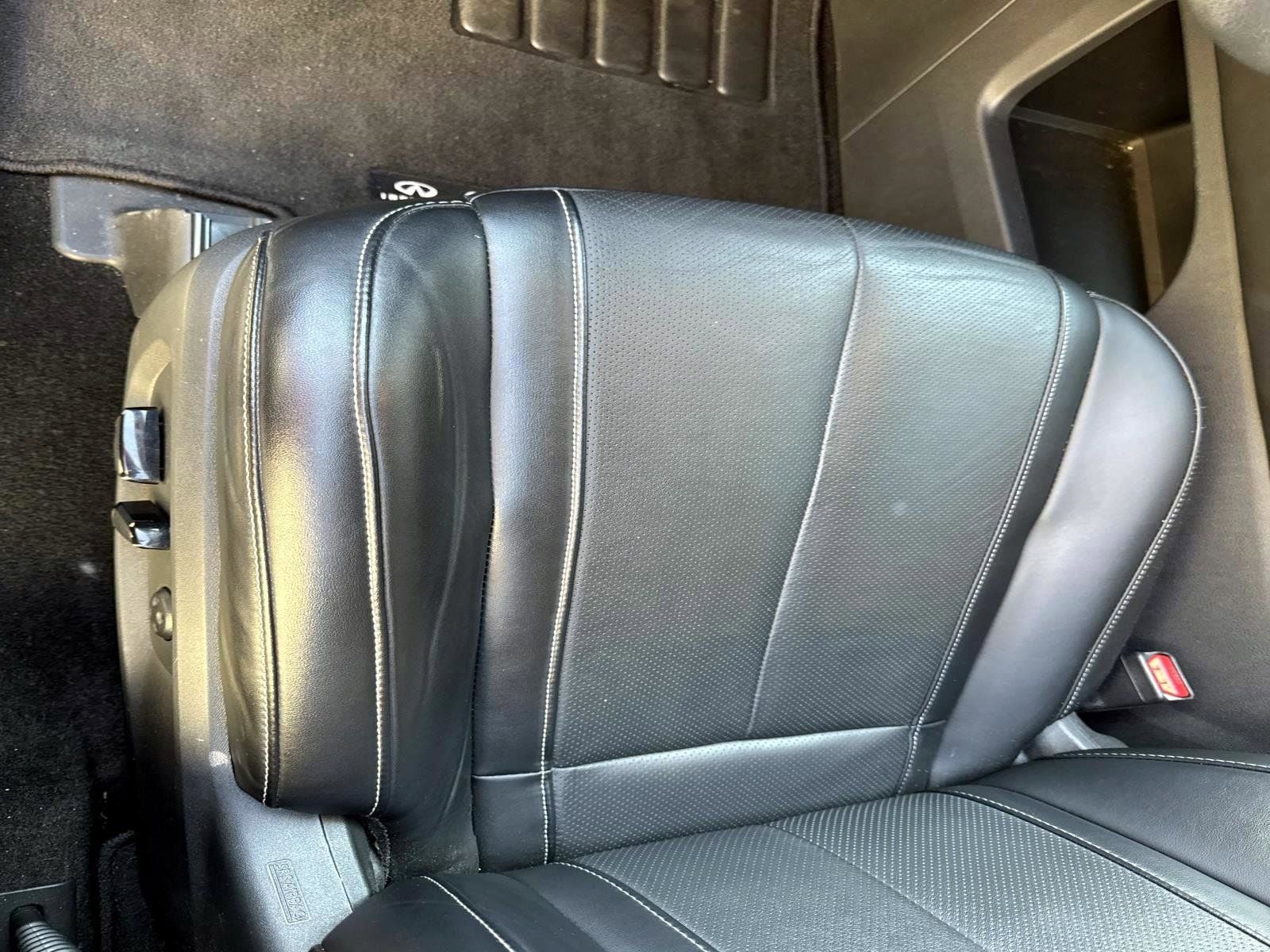 2024 INFINITI QX60 PURE