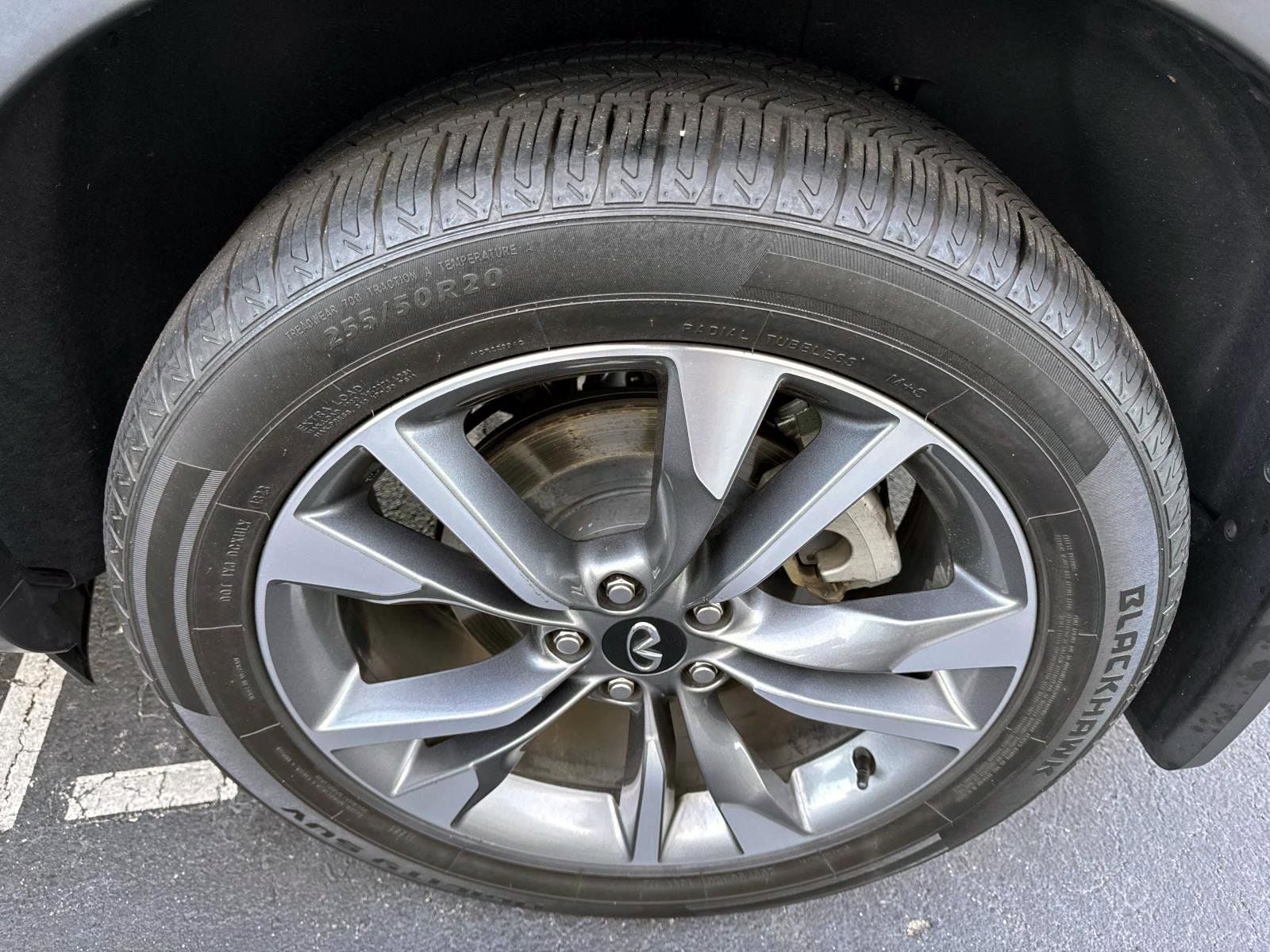 2022 INFINITI QX60 LUXE