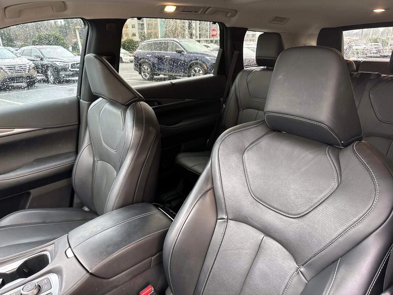 2023 INFINITI QX60 LUXE