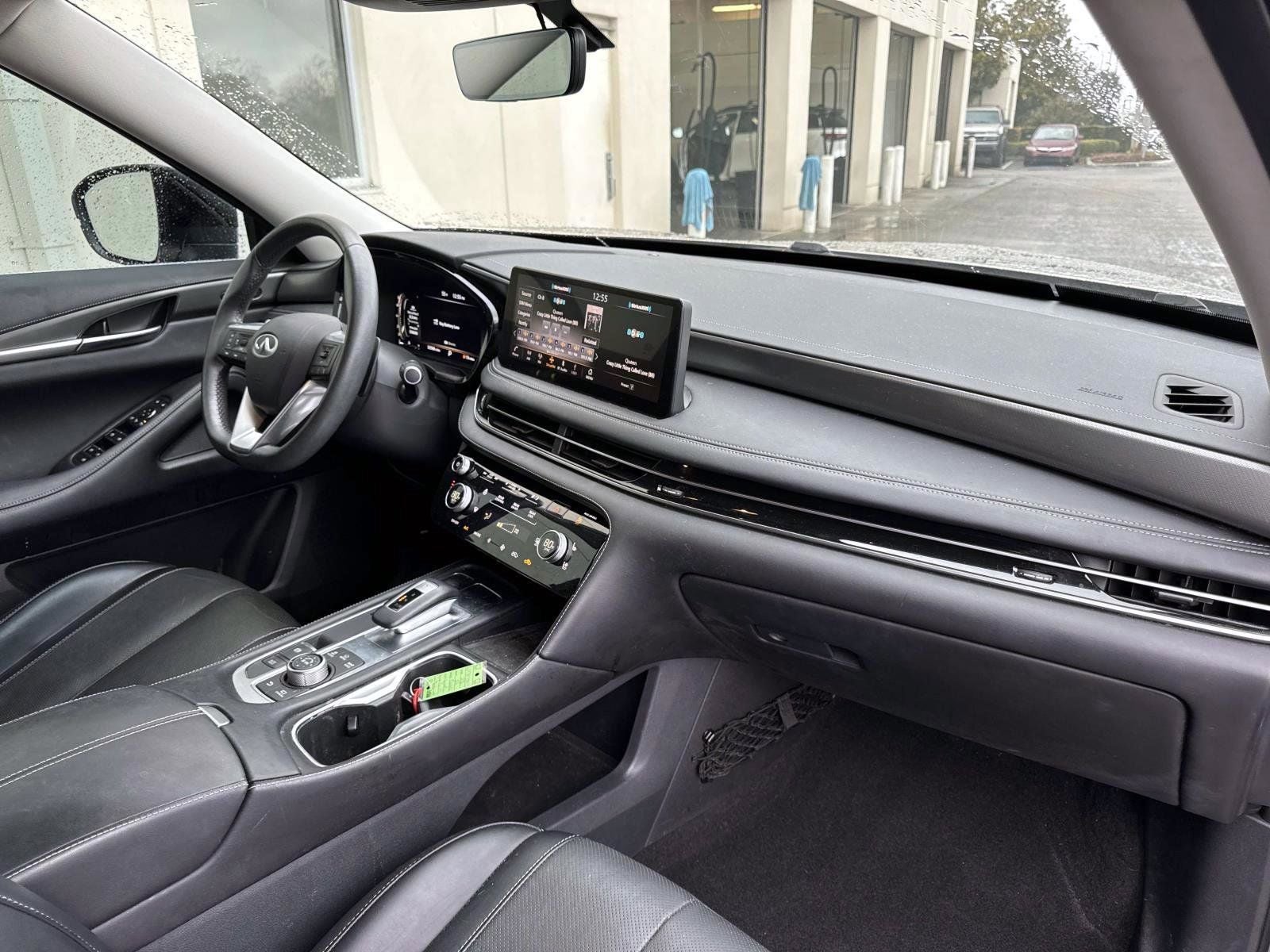 2023 INFINITI QX60 LUXE