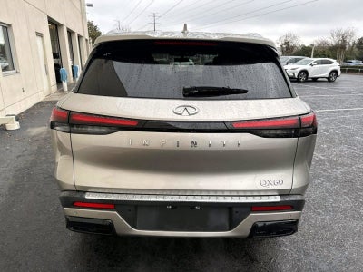 2023 INFINITI QX60 LUXE